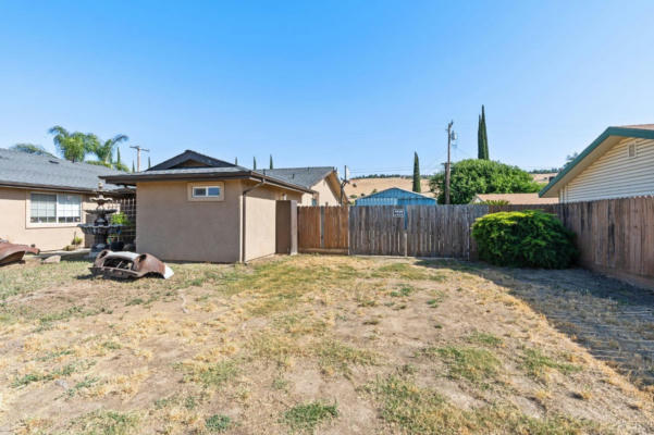 21727 AVENUE 296, EXETER, CA 93221, photo 4 of 45