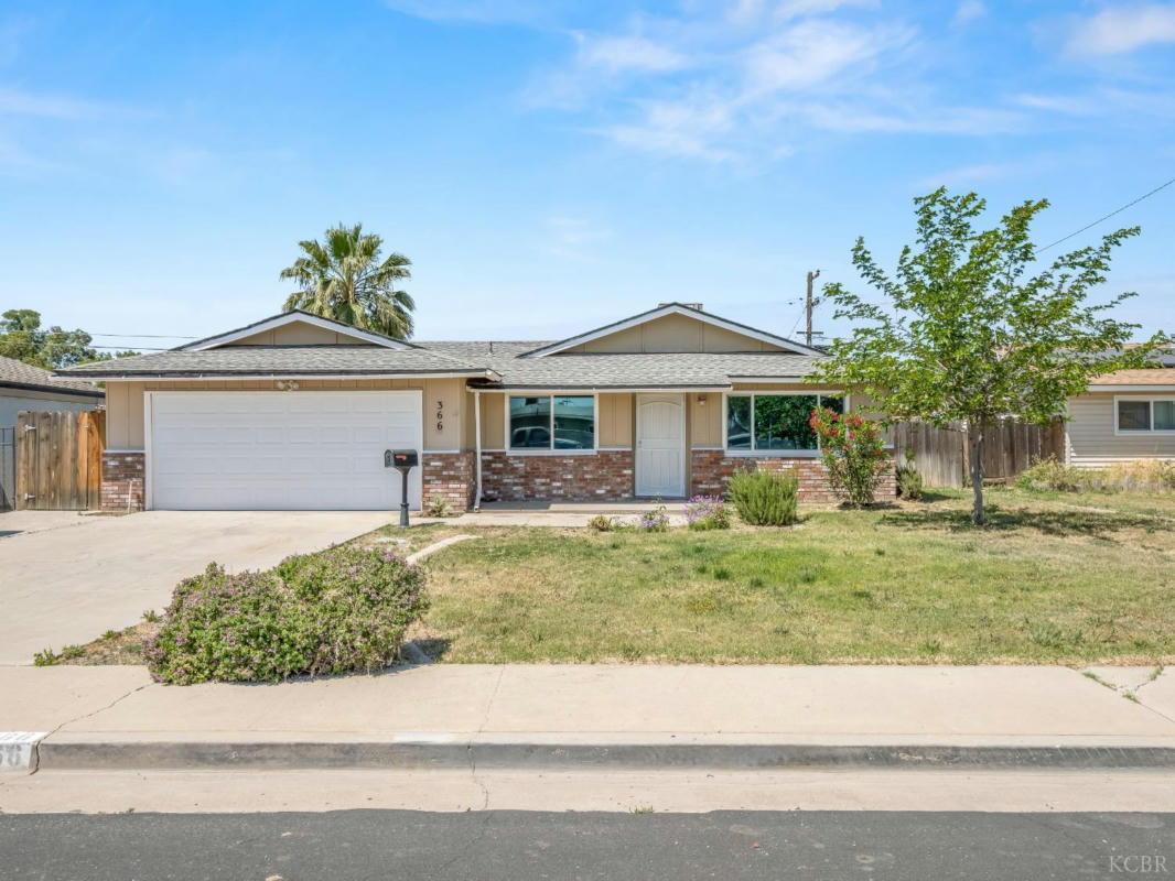 366 W SPRUCE AVE, LEMOORE, CA 93245, photo 1 of 22